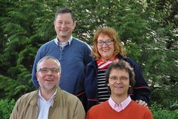 Das Team des Lebenscafés: Pastor Michael Zimmer, Pfarrer Peter Winter, Petra Poetschke und Stefan Becker